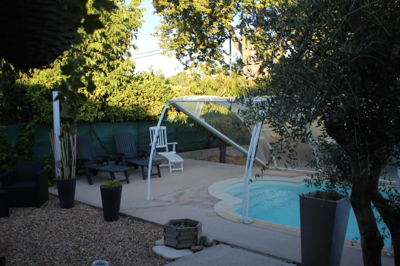 Philippe & Marie, A Louer Petite Chambre Chez L'Habitant Avec Terrasse Dans Villa, Au Pied Du Luberon Cucuron Buitenkant foto